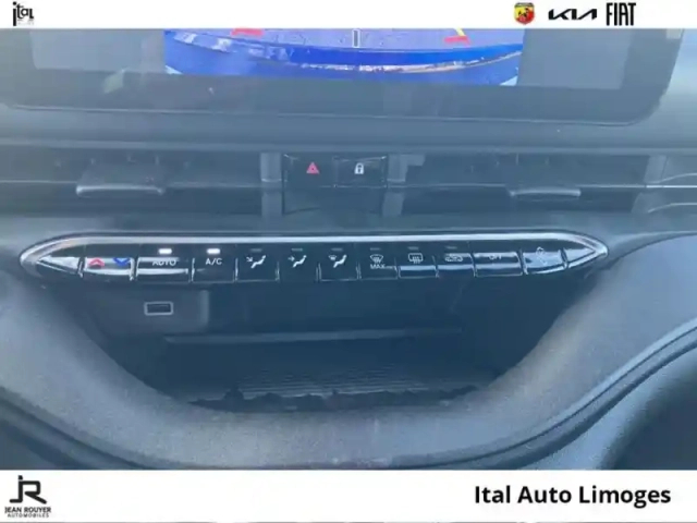 Abarth 500 e 155ch 42kwh  4cv (-3600? prime cee à particulier déduit) — photo 14