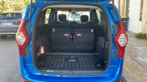 Dacia Lodgy 1.5 Blue dCi 115  - Stepway 7 Pl. – 2021 – 99240 km – Diesel – Boîte Manuelle — photo 35