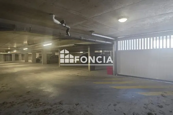 Parking 13 m²