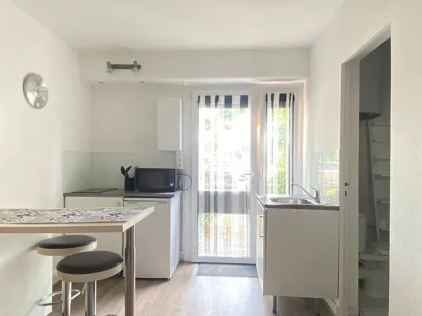 Studio 1 pièce 18 m²