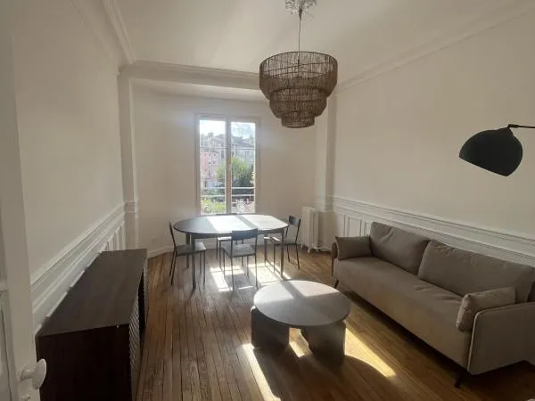 Appartement 4 pièces 82 m²