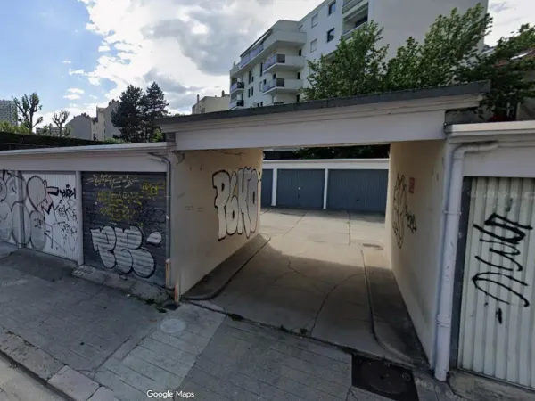 Stationnement Location Grenoble   92€