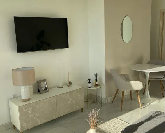 Appartement lumineux - 4 pièces - dernier étage - vue mer