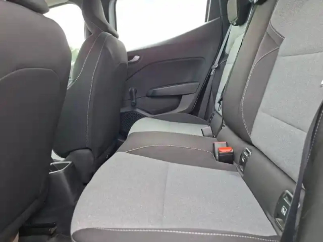 Renault Clio blue dci 100 ch gsr2 — photo 15