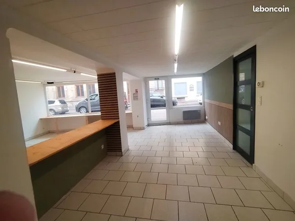 Local commercial - Belle visibilité