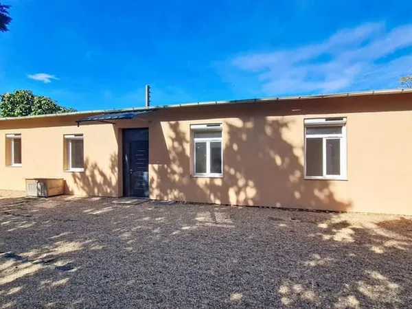 Maison 160 m², Terrain 19 500 m²