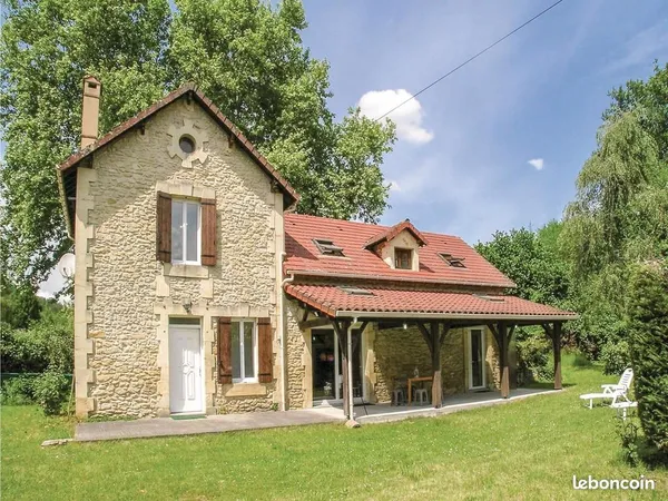 Maison location à Le Bugue 105 m² hab. 3 Chs, meublée