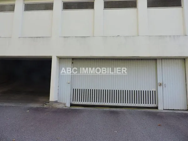 Stationnement Vente Limoges   11000€
