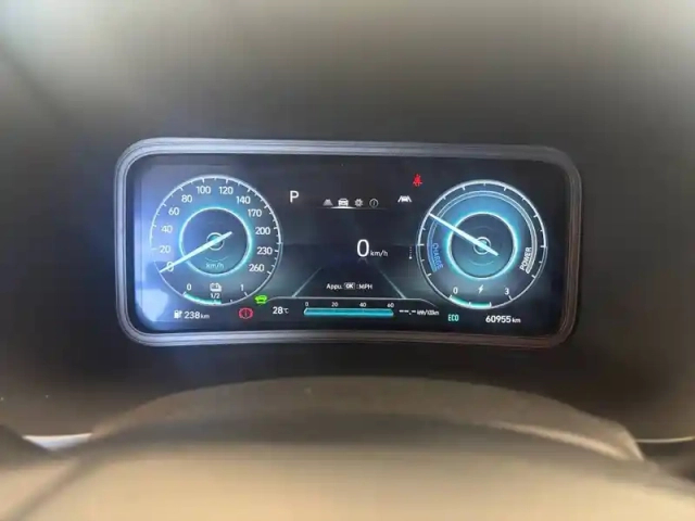 Hyundai Kona electrique 64 kwh - 204 ch — photo 19