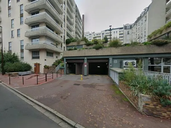 LOCATION - CHARENTON - EMPLACEMENT DE PARKING EN SOUS SOL