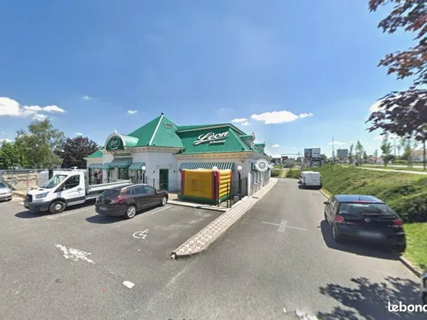 Local commercial 1153 m² CHILLY-MAZARIN