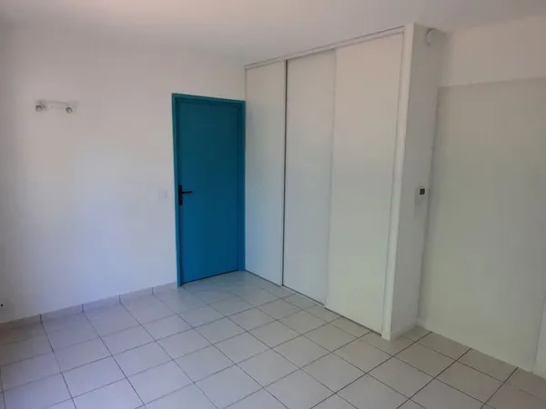 Local professionnel et bureaux