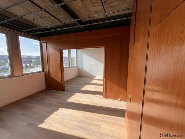 Bureaux 360 m²