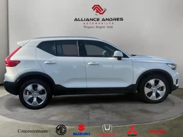 Volvo Xc40 t2 129ch momentum — photo 4