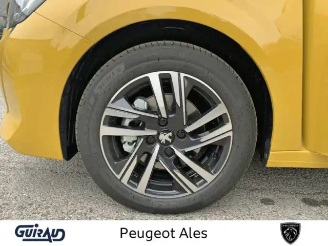 Peugeot 208 puretech 100 s&amp;s eat8 — photo 28