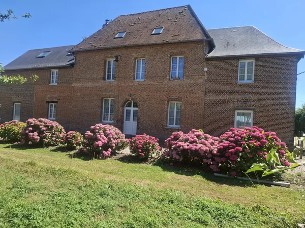 GRANDE MAISON FAMILIALE DE 300 M²