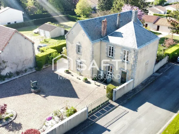 Ensemble immobilier, maison de Maître 205m², 6 chambres + seconde construction 80m², 1886² de terrai