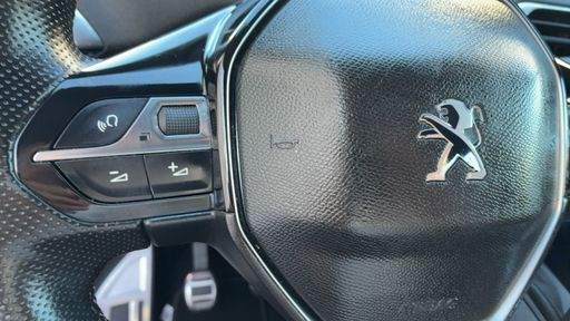 Peugeot 5008 1.2 PureTech 130 - GT Line – 2020 – 66960 km – Essence – Boîte Manuelle — photo 20