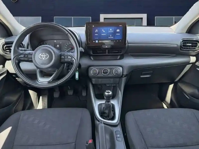 Toyota Yaris 120 vvt-i — photo 13
