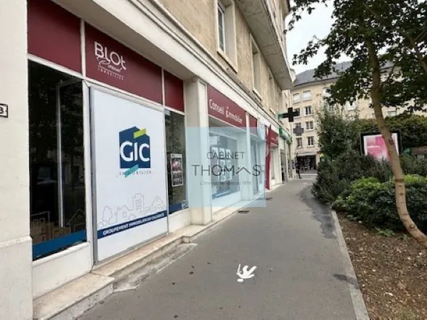 LOCAL COMMERCIAL 120 m² - RUE DE VAUCELLES