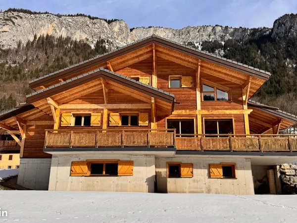 Chalet familial avec 6 chambres à abondance