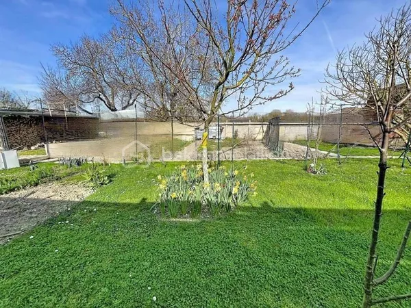Terrain constructible 400 m²