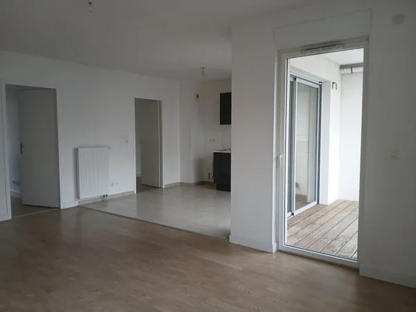REIMS, Rue Ponsardin, F3 avec parking
