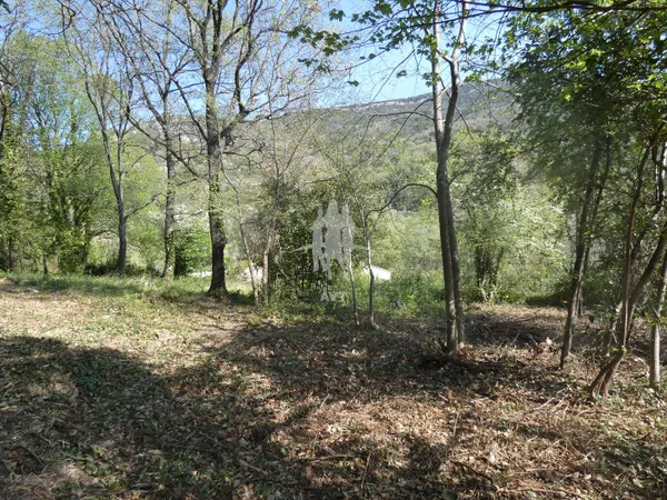 BARGEMON Beau terrain dominant, de 6800m2, Sud