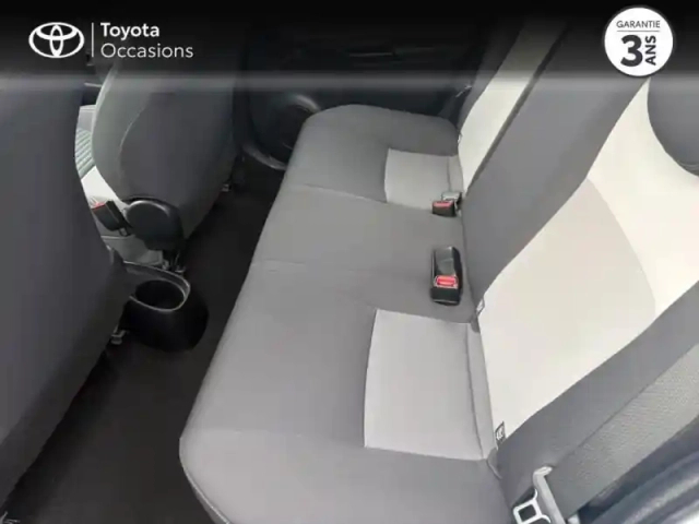 Toyota Yaris 70 vvt-i ultimate 5p pack confort — photo 12