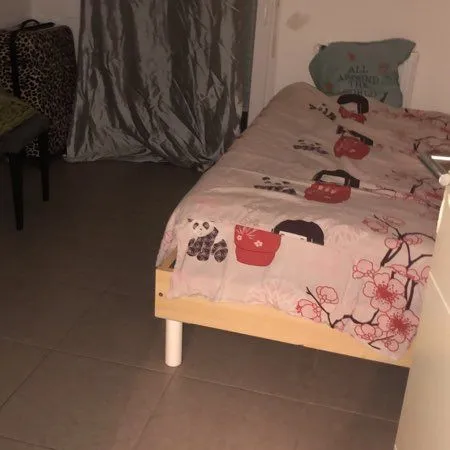 Loue chambre chez l'habitant