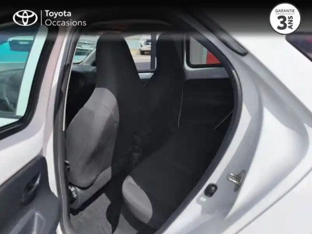 Toyota Aygo X 1.0 vvt-i 72ch active business — photo 12