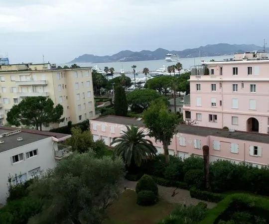 Stunning Sea View - Heart of Cannes & Croisette