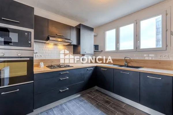 Appartement 3 pièces 77 m²