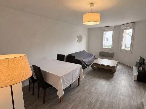 Grand duplex meublé de 100 m² - 3 chambres - Secteur Lac de Maine