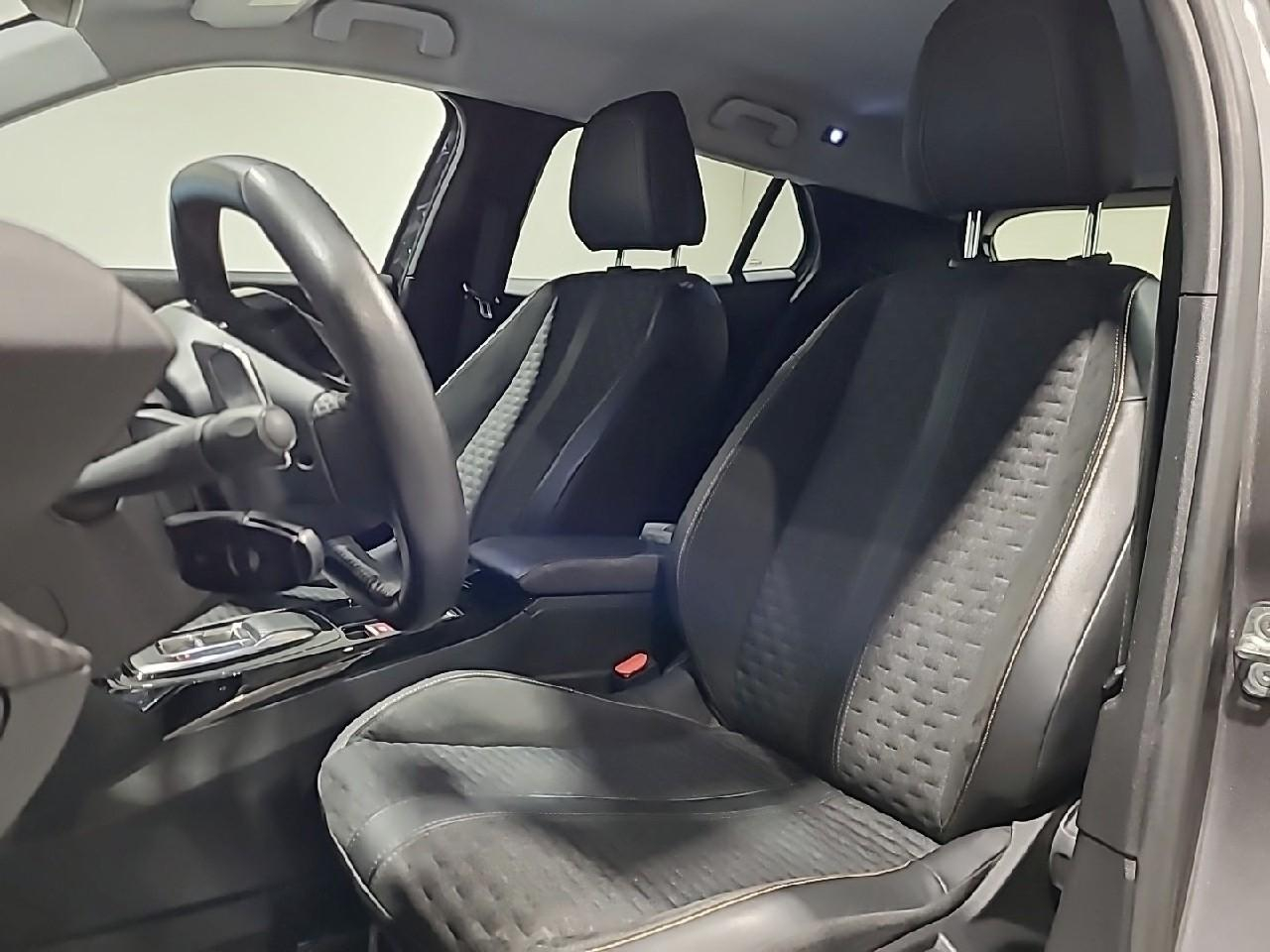 Peugeot 2008 puretech 130 s&s eat8 roadtrip — photo 10