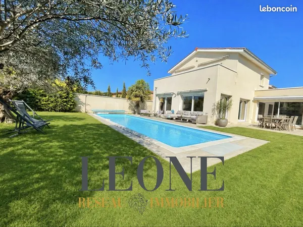 Villa 5 pièces 161 m²