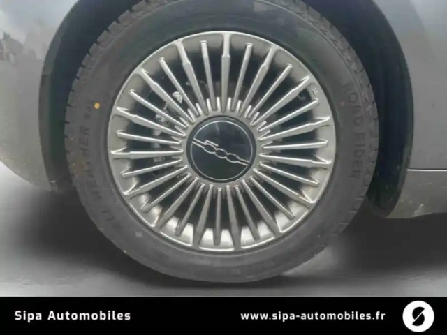 Fiat 500 e 95 ch — photo 9
