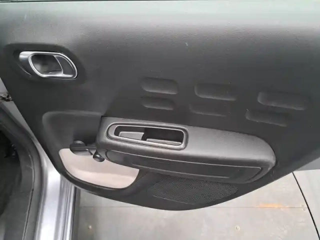 Citroën C3 puretech 83 s&amp;s bvm5 — photo 21