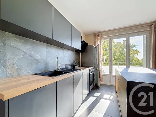 Appartement 5 pièces 87 m²