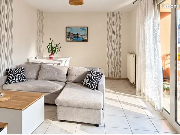 F2 50 m² avec balcon, garage, parking et cave - Montigny-lès-Metz