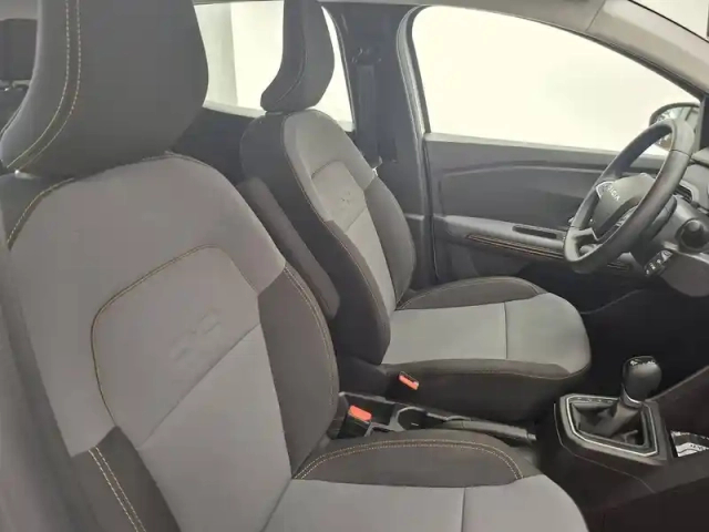 Dacia Sandero tce 90 cvt gsr2 — photo 14