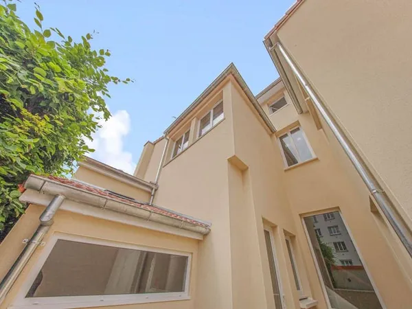 Immeuble 222 m²