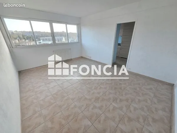 Appartement 2 Pièces 48.71m² à louer 850 - AVON 77210