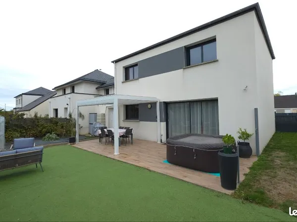 Maison contemporaine - 6 pièces - 120 m2