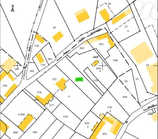 Terrain 895 m²