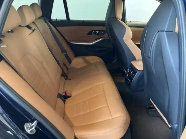 Bmw Serie 3 série 3 touring 320ea xdrive 204ch m sport — photo 13