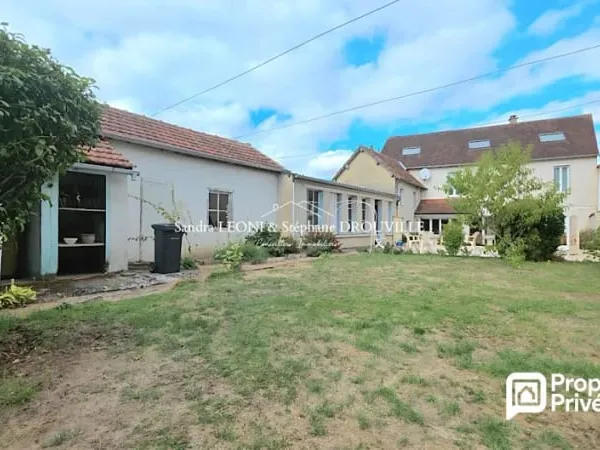 Maison 8 pièces 225 m²