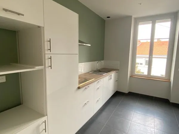 Appartement t3 - centre ville cholet
