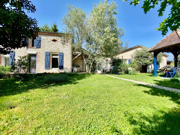 Calme et charme en pierre à Villeneuve-sur-Lot