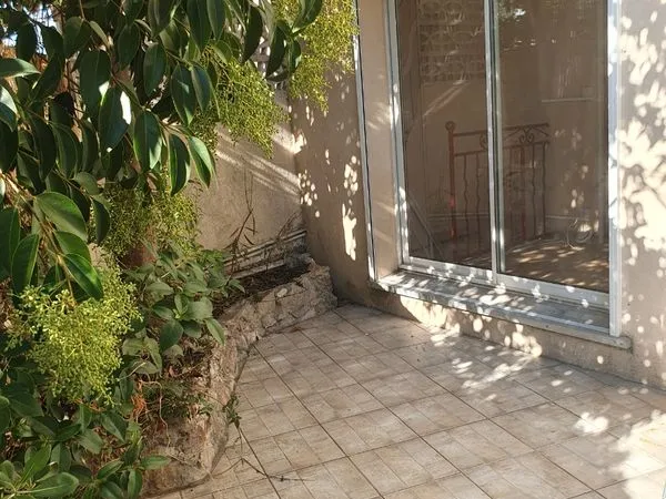 Appartement ds maison